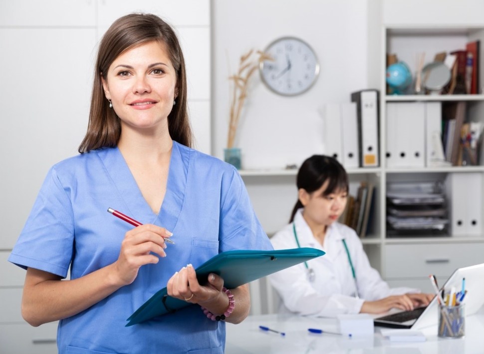What Does a Medical Assistant Do in a Doctor's Office? | Eastern College